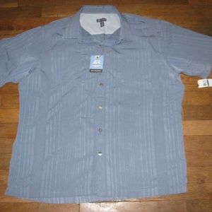 Van Heusen XL 17-17.5 blue button down shirt